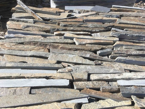 Горбушка златолит мультиколор для облицовки купить в Верхней Пышме