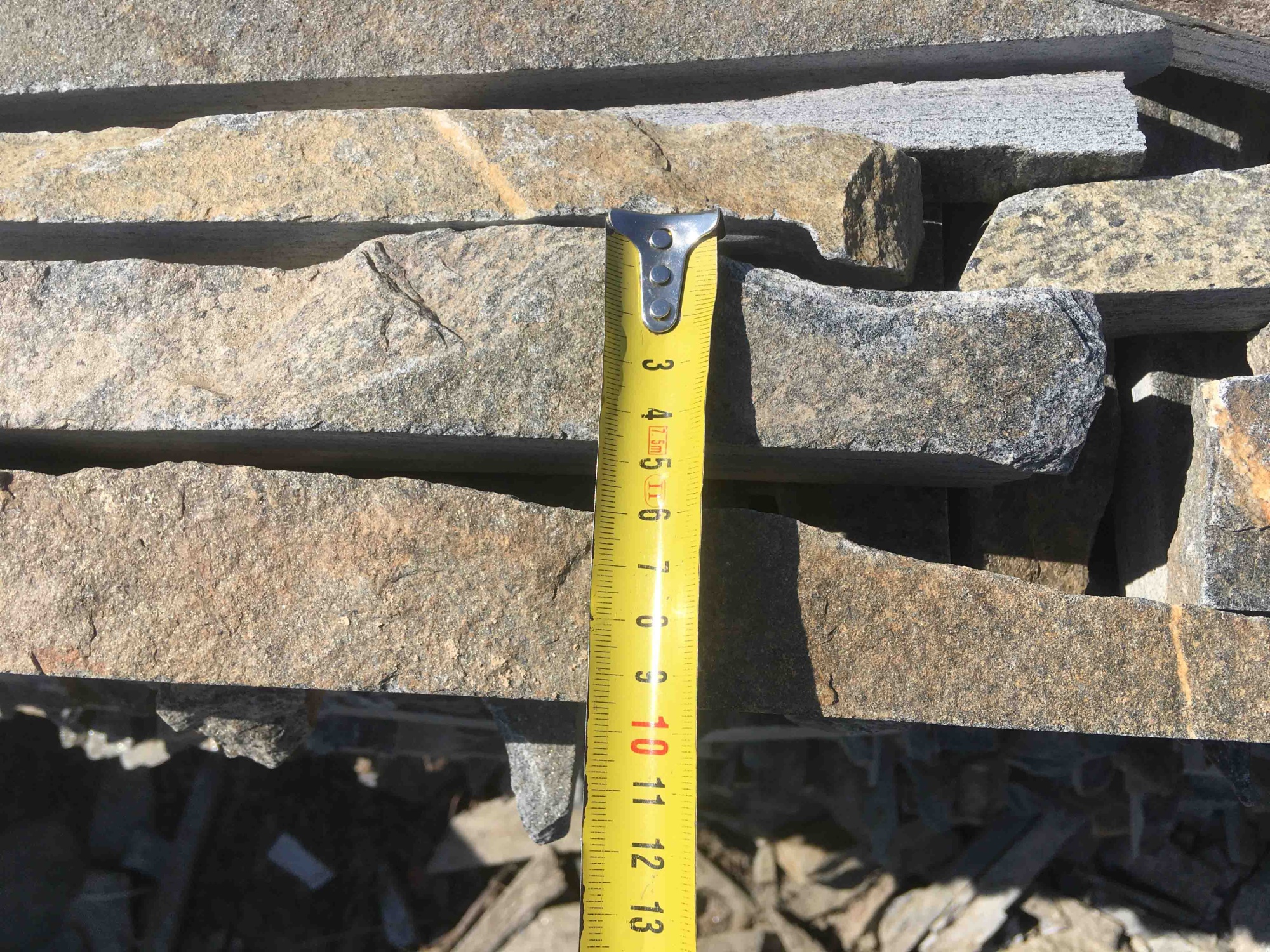 Горбушка златолит мультиколор для облицовки купить в Верхней Пышме