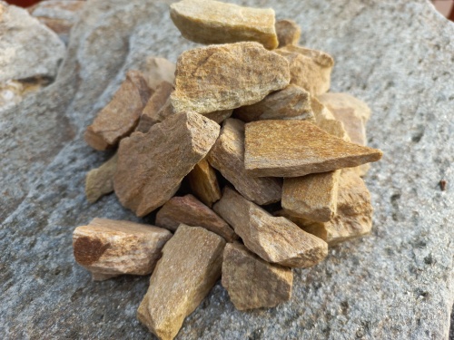 Златолит жёлтый декоративная каменная крошка купить в Верхней Пышме