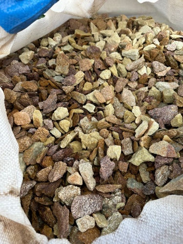 Златолит персиковый декоративная каменная крошка купить в Верхней Пышме