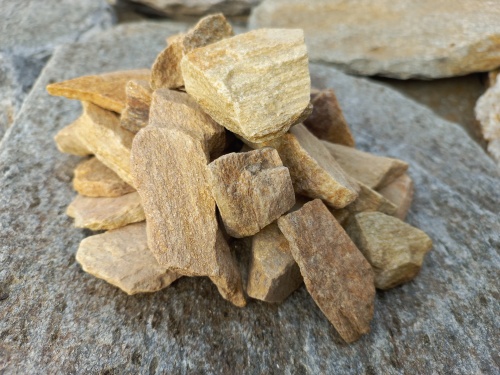 Златолит жёлтый декоративная каменная крошка купить в Верхней Пышме