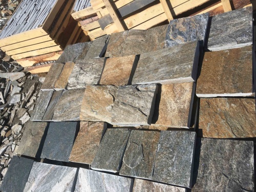 Плитка пилёная златолит Уральский для цоколя, отмостки купить в Верхней Пышме